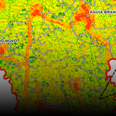 Sistemas de Informações Geográficas (SIG), como o ArcGIS Pro